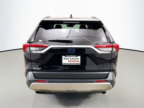 Used 2024 Toyota RAV4 Limited w/ Advanced Technology Package AWD/4WD image 6
