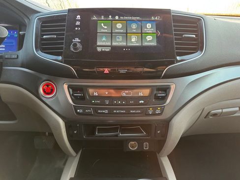 Used 2022 Honda Pilot EX-L image 2