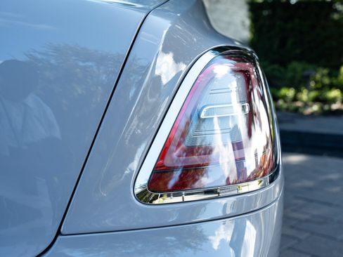 Certified 2021 Rolls-Royce Ghost AWD/4WD image 32