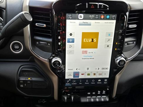 Used 2024 RAM 2500 Laramie image 20