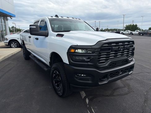 Used 2025 RAM 2500 Tradesman AWD/4WD image 6