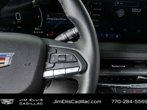 Certified 2025 Cadillac XT4 Premium Luxury FWD image 10