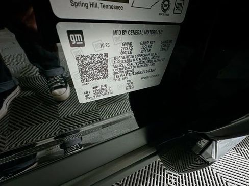 Used 2025 Cadillac XT6 Premium Luxury w/ Technology Package image 21