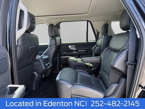 Certified 2026 Ford Expedition Max Platinum w/ Driver's Package AWD/4WD image 14
