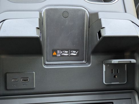 New 2026 GMC Sierra 2500 Denali w/ Denali Reserve Package image 29