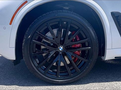 New 2026 BMW X5 M60i AWD/4WD image 10