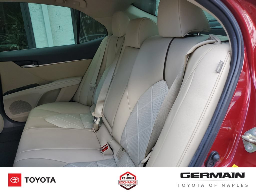 Used 2019 Toyota Camry XLE w/ Navigation Package FWD image 20
