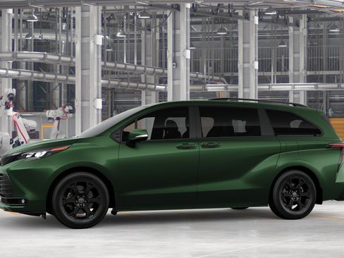 New 2026 Toyota Sienna XLE Woodland Edition AWD/4WD image 3