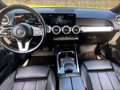 Used 2022 Mercedes-Benz GLB 250 GLB 250 w/ Premium Package Lite image 20