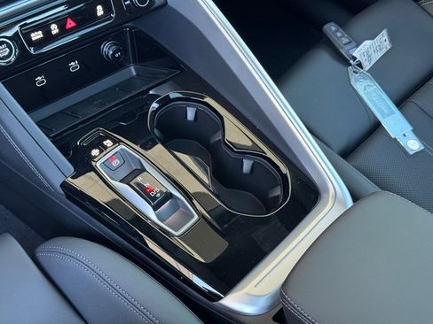 New 2025 Audi Q5 Prestige image 36