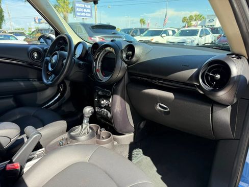 Used 2014 MINI Cooper Countryman FWD image 13