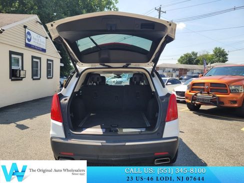 Used 2018 Cadillac XT5 Luxury w/ Driver Awareness Package FWD image 14