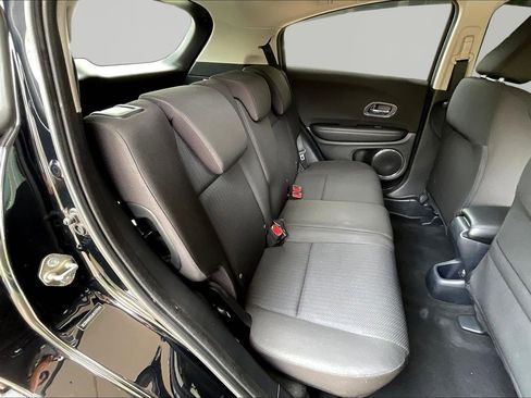 Used 2018 Honda HR-V EX image 24