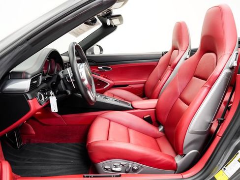 Certified 2015 Porsche 911 Carrera GTS RWD image 7