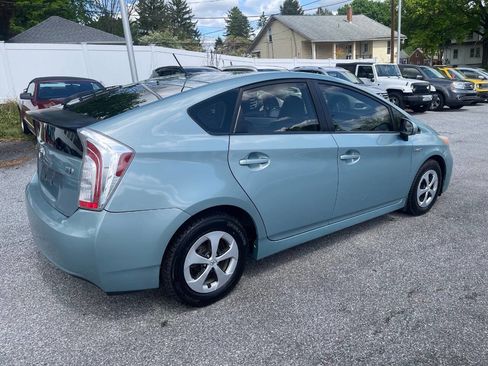 Used 2013 Toyota Prius Two FWD image 5