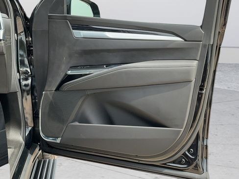 Used 2026 Cadillac Escalade Sport w/ LPO, Floor Liner Package RWD image 22