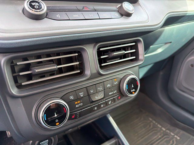Used 2024 Ford Maverick Lariat w/ Black Appearance Package FWD image 20