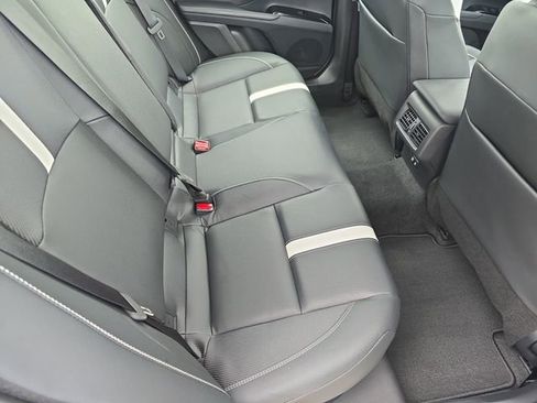 Used 2026 Toyota Camry SE w/ Convenience Package FWD image 12