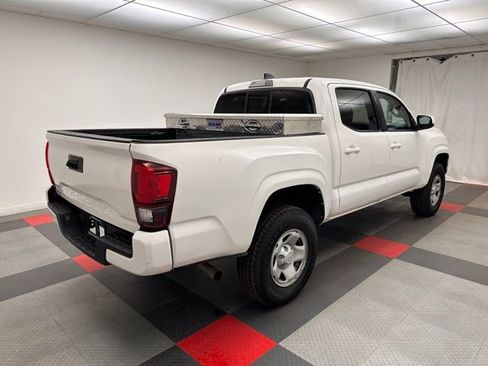 Used 2021 Toyota Tacoma SR w/ SR Convenience Package RWD image 6