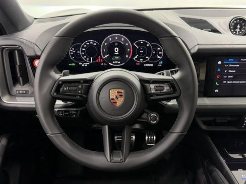 New 2026 Porsche Cayenne S image 44