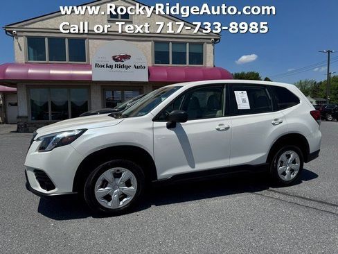 Used 2023 Subaru Forester AWD/4WD image 4