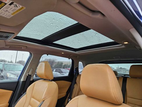 Used 2021 Nissan Rogue Platinum image 8