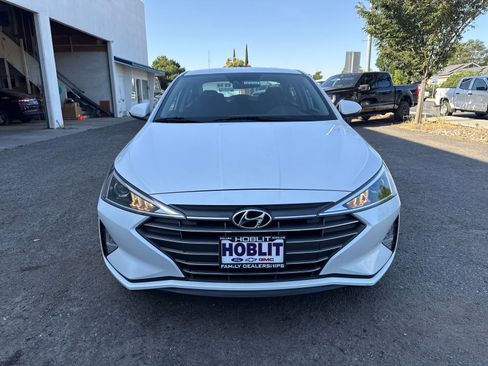 Used 2020 Hyundai Elantra SE w/ Cargo Package (C1) FWD image 8