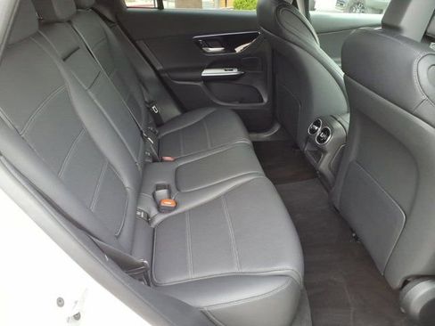 Used 2025 Mercedes-Benz GLC 300 image 20