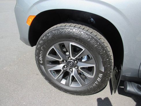 Used 2024 Chevrolet Suburban Z71 w/ Max Trailering Package AWD/4WD image 11