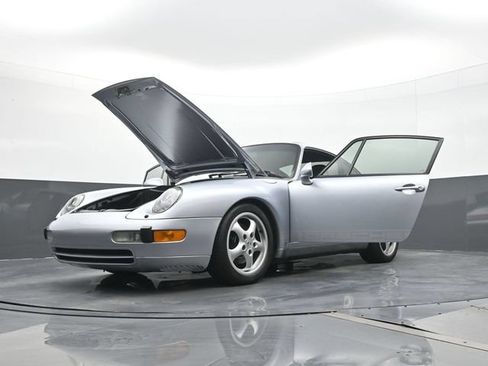 Used 1995 Porsche 911 Carrera RWD image 25