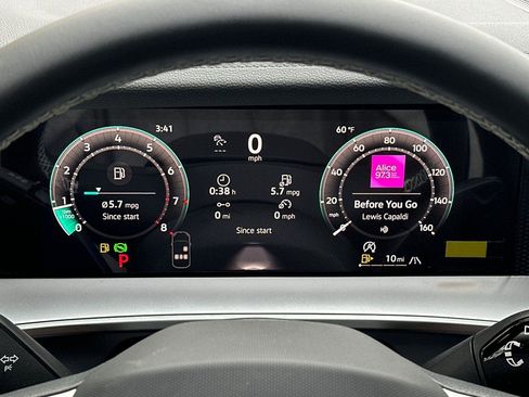 New 2026 Volkswagen Tiguan SE image 23