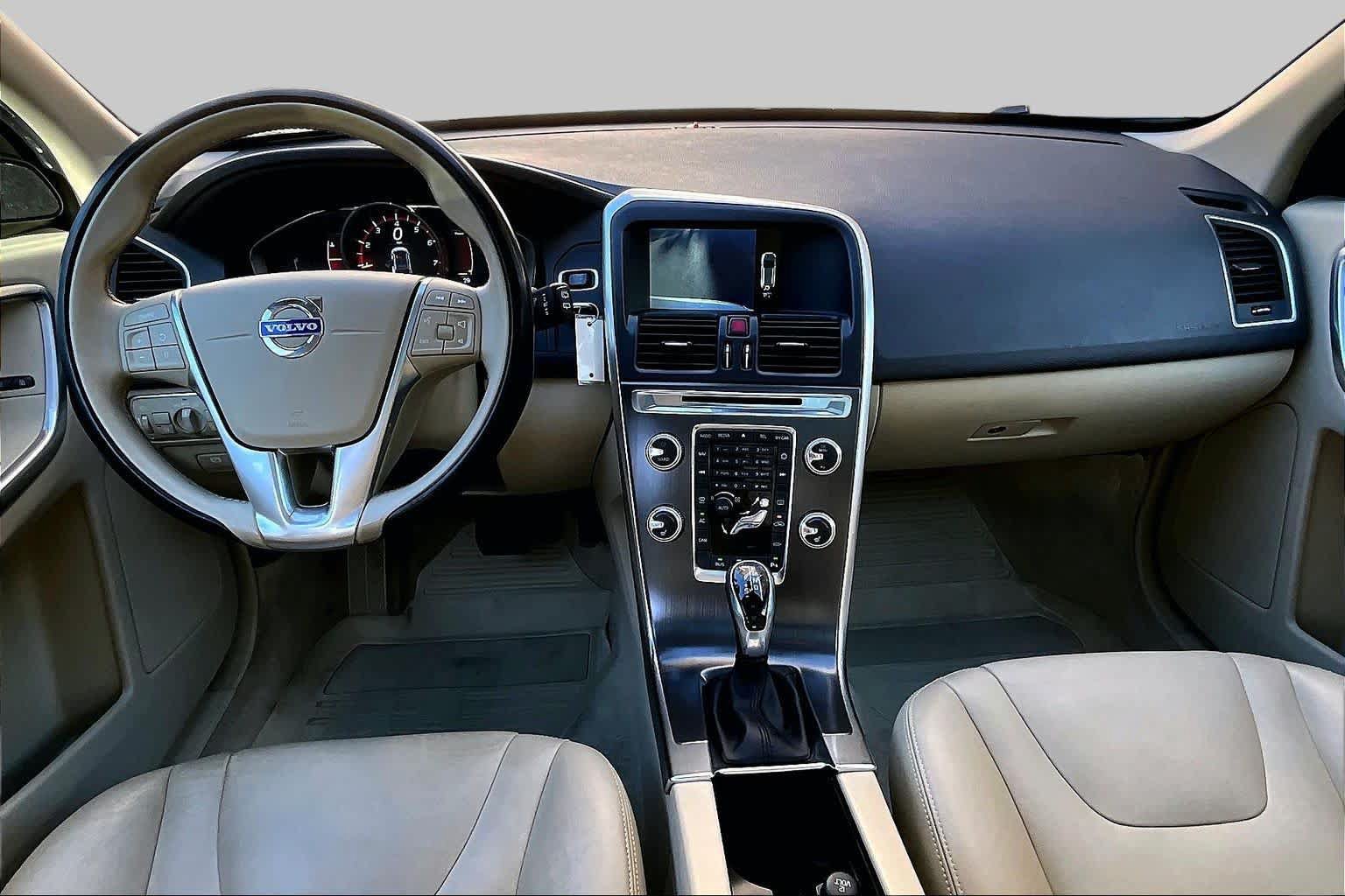Used 2015 Volvo XC60 T5 Premier FWD image 16