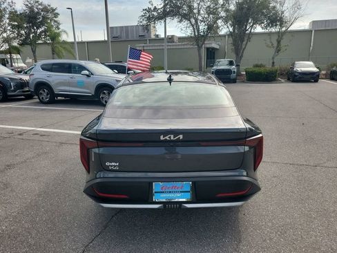 Used 2025 Kia K4 LXS image 12