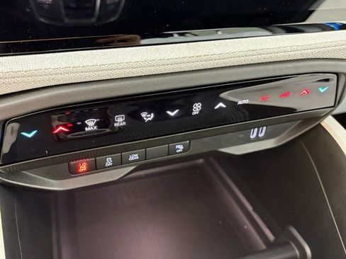 New 2026 Jeep Cherokee Laredo AWD/4WD image 27