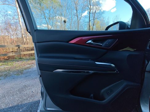 New 2026 Chevrolet Traverse Z71 w/ Driver Confidence Package image 18