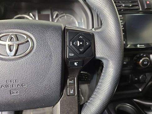 Used 2021 Toyota 4Runner TRD Off-Road Premium w/ Moonroof Package AWD/4WD image 23