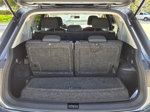 Used 2022 Volkswagen Tiguan S image 14