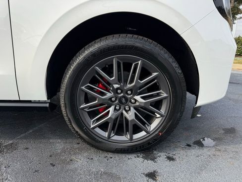 New 2025 Ford Expedition Max Platinum w/ Stealth Performance Package image 35