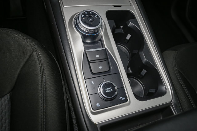 Used 2024 Ford Explorer XLT AWD/4WD image 27