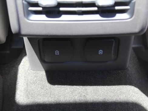 Used 2023 Lincoln Corsair FWD w/ Equipment Group 102A image 20