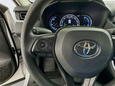 Used 2024 Toyota RAV4 LE image 46
