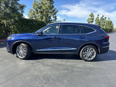 Used 2022 Acura MDX w/Advance Package image 3