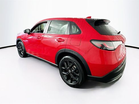 Used 2025 Honda HR-V Sport image 5