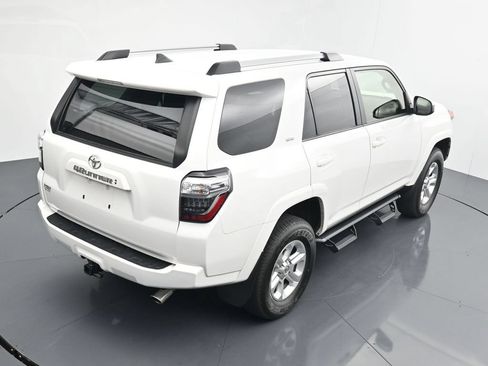 Used 2023 Toyota 4Runner SR5 AWD/4WD image 15