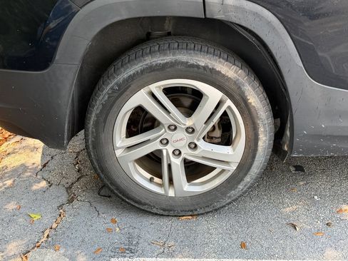 Used 2018 GMC Terrain SLE FWD image 18