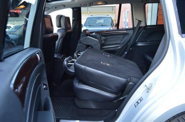 Used 2008 Mercedes-Benz GL 550 4MATIC image 45