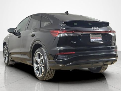 Used 2023 Audi Q4 e-tron Premium Plus w/ Premium Plus AWD/4WD image 3