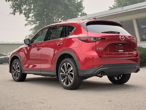 Used 2023 MAZDA CX-5 AWD 2.5 S w/ Premium Package image 3