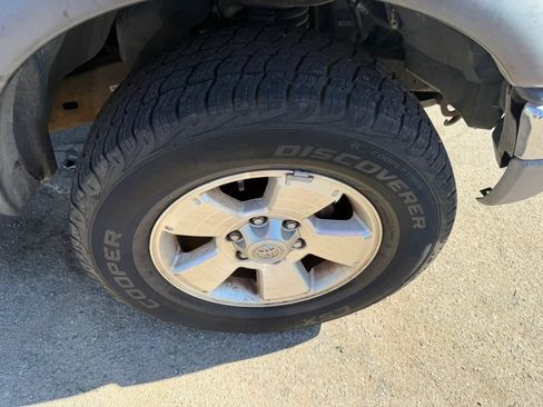 Used 2002 Toyota Tacoma PreRunner RWD image 27