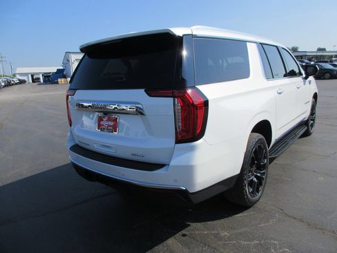 Certified 2023 GMC Yukon XL SLT AWD/4WD image 6